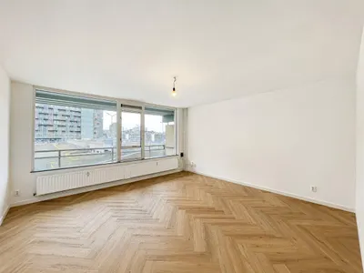 Van Oldenbarneveltplaats , 3012AJ, Rotterdam, Zuid-Holland