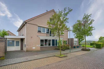 Stalkaars 1, 5931SN, Tegelen, Limburg