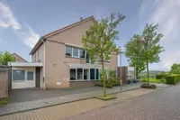 Stalkaars 1, Tegelen