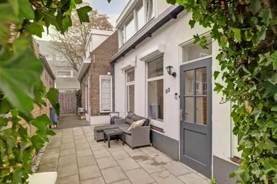 Stationsweg 83, 3362HB, Sliedrecht, Zuid-Holland