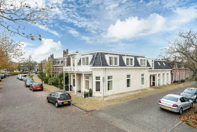 Emmakade , 8921CA, Leeuwarden, Friesland