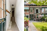 Kanaalweg Oostzijde, Hellevoetsluis