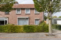 Bernhardstraat 15, Groenlo