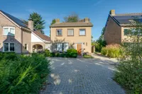 Kleine Spie 13, Rijen