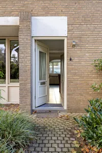 Dorenbos 7, Alphen
