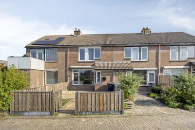 Rog 31, 3225XH, Hellevoetsluis, Zuid-Holland