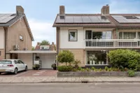 Kanunnik Daemenstraat 20, Mierlo