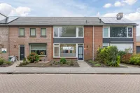Van Brabantstraat 13, Steenbergen