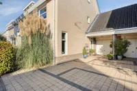 Dennenhei 46, Best