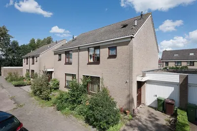 Cauberg , 2402ZM, Alphen aan den Rijn, Zuid-Holland