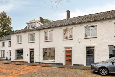 Jan van Eyckgracht 107, 5643TE, Eindhoven, Noord-Brabant