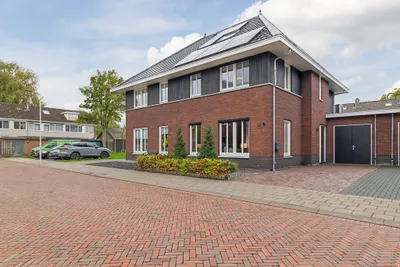 Feike Wybrensstrjitte 12, 9231ED, Surhuisterveen, Friesland