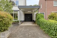 Leeuweriklaan 35, Hapert