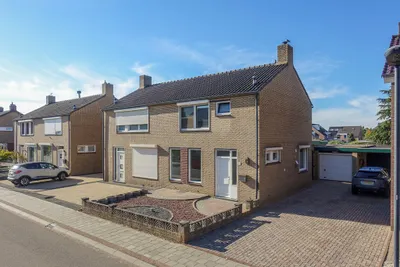 Heulsterstraat 28, 6114ES, Susteren, Limburg