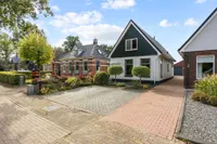 Van Akenwei 49, Siegerswoude