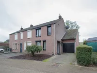 Op den Toum 65, Haelen