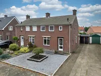 Dr. Poelsstraat 18, Maasbree