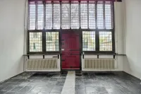 West, Hoorn