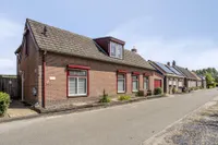Graaf Jansdijk 36, Axel