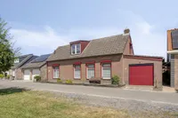 Graaf Jansdijk 36, Axel