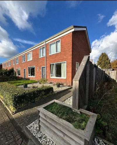 Appartement Bensmastraat, Opende