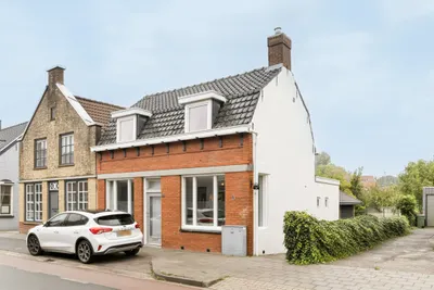 Hoofdstraat 24, 4765CE, Zevenbergschen Hoek, Noord-Brabant
