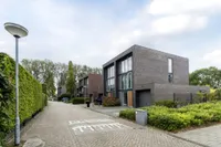 Makoré 37, Dordrecht