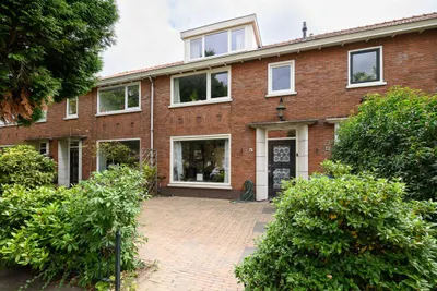 Van Kretschmar van Veenlaan , 1222LW, Hilversum, Noord-Holland