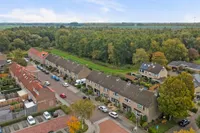 Troelstrastraat 12, Strijen
