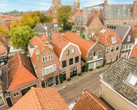 West 37, Hoorn