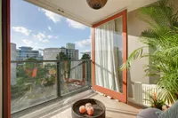 Omval 401, Amsterdam