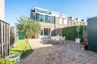Haven 160, Hillegom