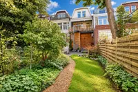 Bergweg 301B, Rotterdam
