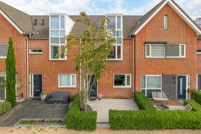 Moerasvaren 28, 3344CG, Hendrik-Ido-Ambacht, Zuid-Holland