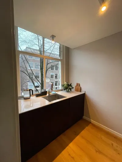 Galerijflat Oudezijds Achterburgwal, Amsterdam
