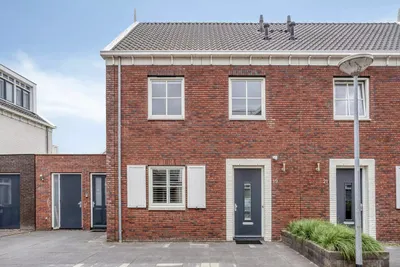 Huis Apollolaan, Oostzaan