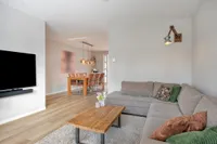 Morene 408, Uden