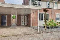 Vogelwikke 22, Bladel