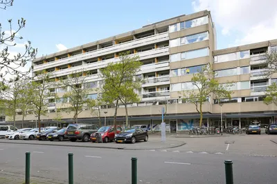 Adriaan van Bergenstraat , 4811SZ, Breda, Noord-Brabant