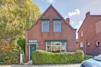 Burg. Langebeekestraat 12, Arnemuiden