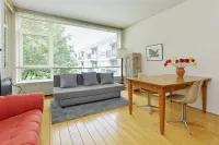 Dikninge, Amsterdam