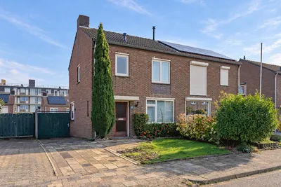 Lijsterstraat 13, 6361VN, Nuth, Limburg