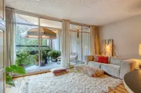 Gouden Leeuw 317, Amsterdam